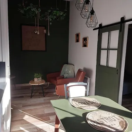 Ferienhaus Les Baignassouts 2 Personnes Proche Plages Barzan